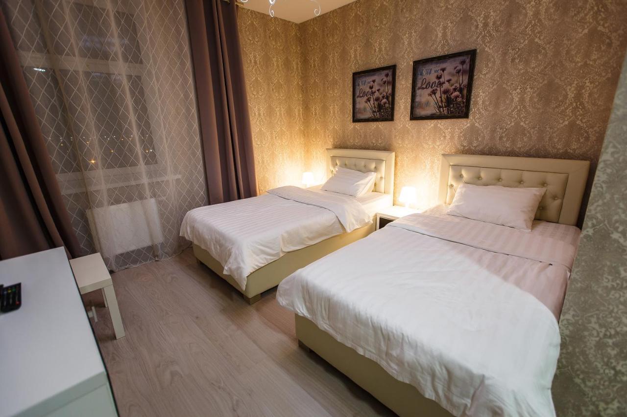 Lazar Hotel 巴拉诺维奇 外观 照片